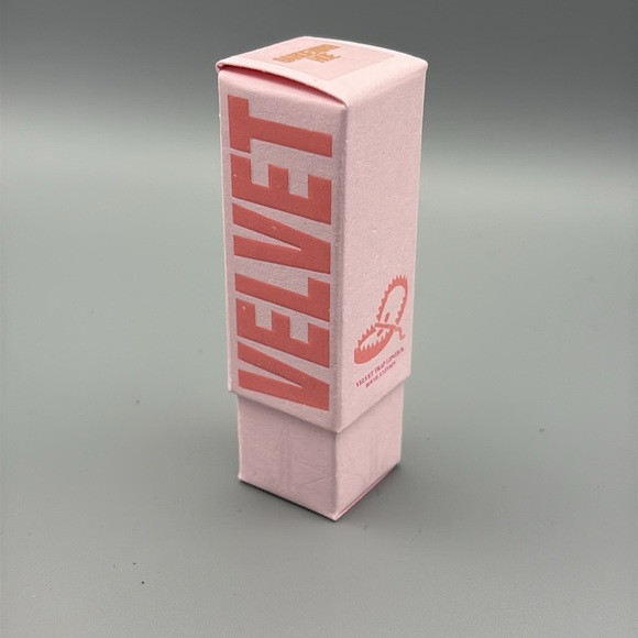 Jeffree Star Velvet Trap Gardening H.O.E. Nude Matte Lipstick new in box - Picture 5 of 6